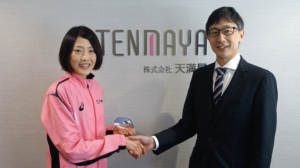 前田穂南のサングラスはどこの Swansの着用モデルの買い方は